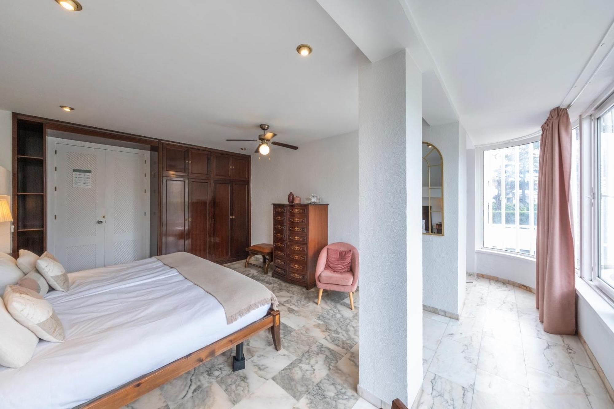 Casa Arena Sevilla Bed & Breakfast